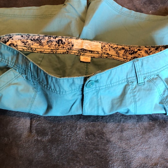 Women’s Eddie Bauer ripstop size 36 waist green shorts - Picture 10 of 10